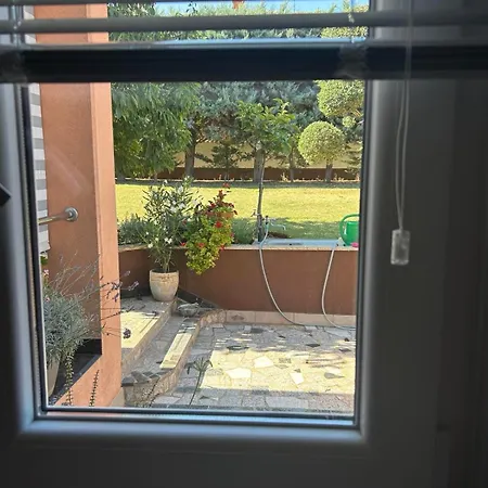 Rosi 2, Peaceful In Pula, Free Parking Apartman