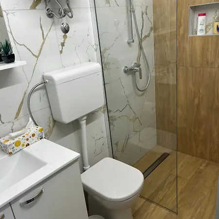 Apartmán Rosi 2, Peaceful In Pula, Free Parking